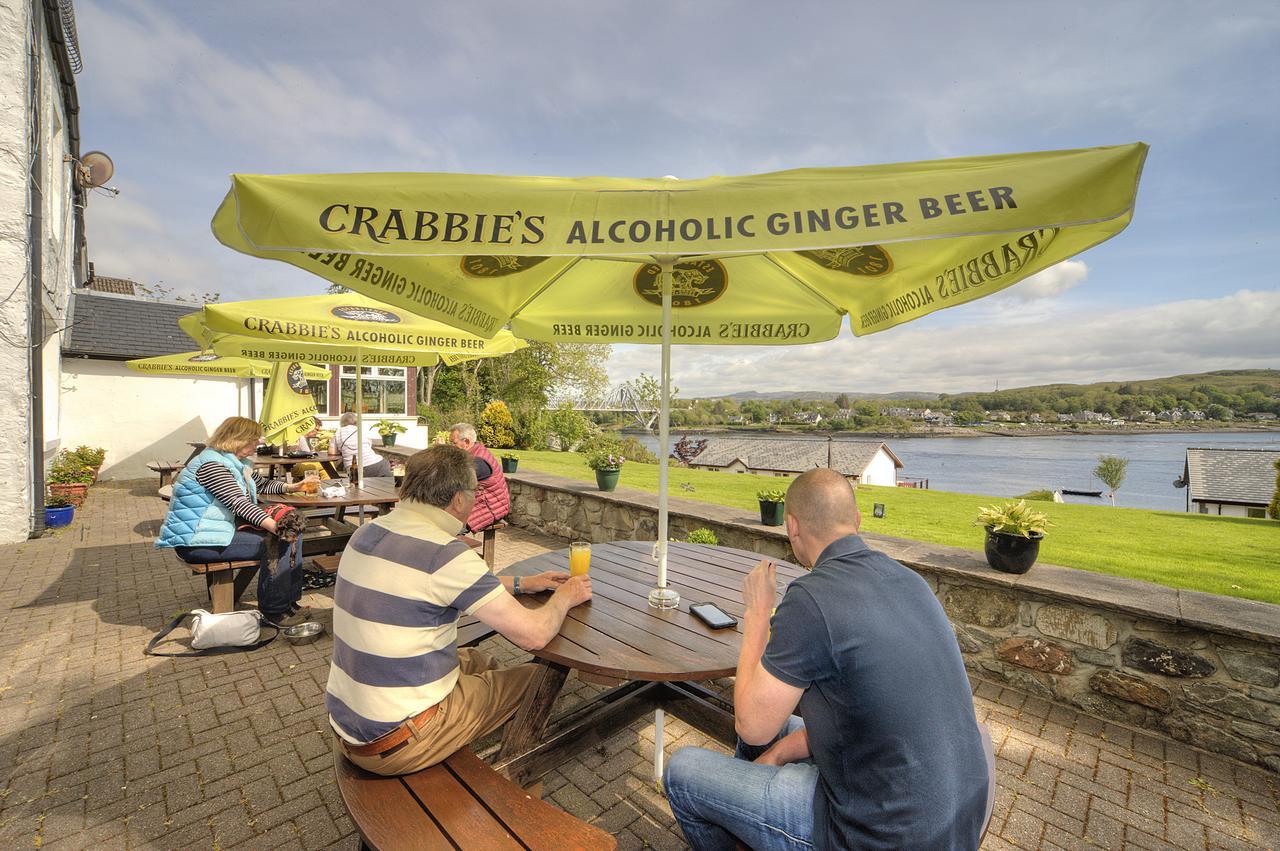 Lochnell Arms Hotel 오반 외부 사진