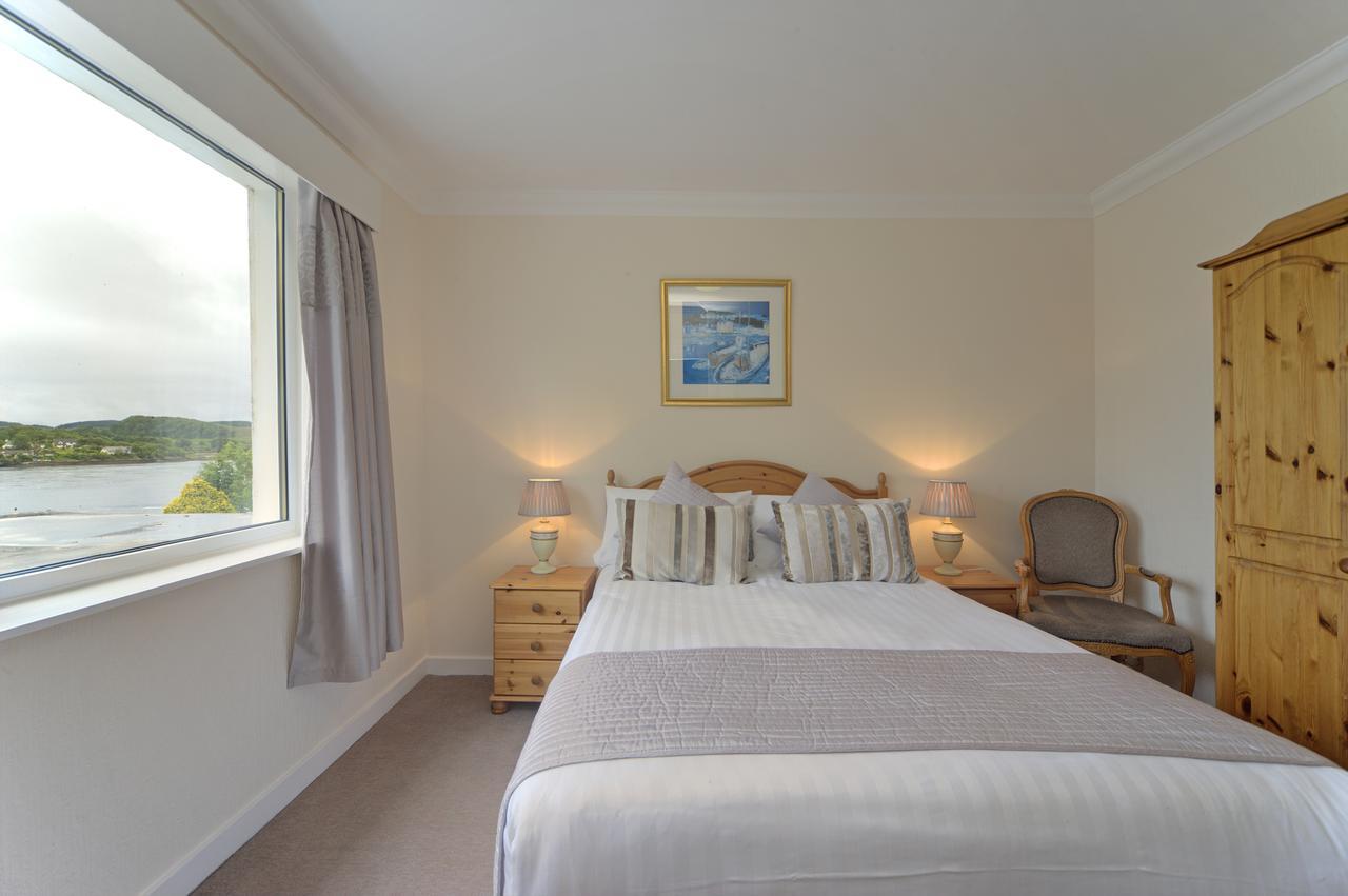 Lochnell Arms Hotel 오반 외부 사진